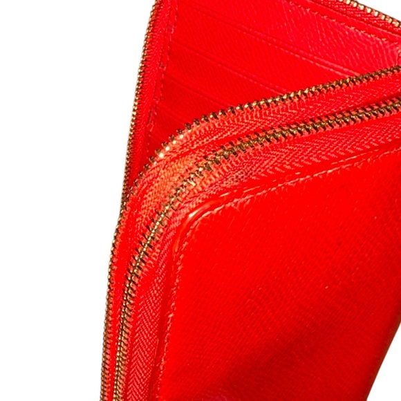 Red Coach Wallet - Picture 11 of 13
